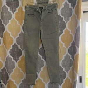 American Eagle Outfitters Olive Skinny Jeans